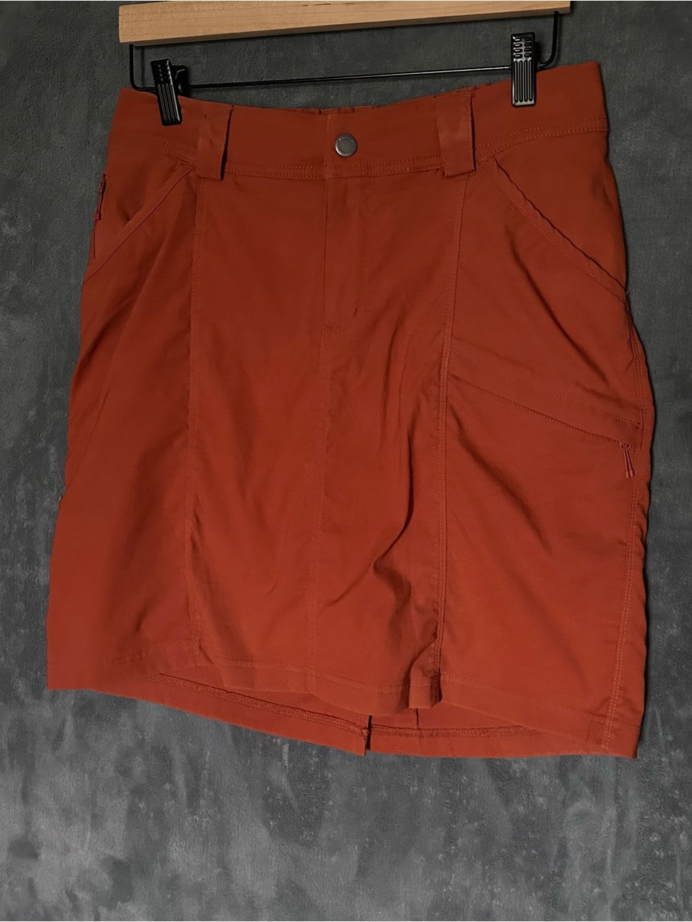 Duluth Trading Co Rust Orange Skorts Skirt Shorts 10 medium